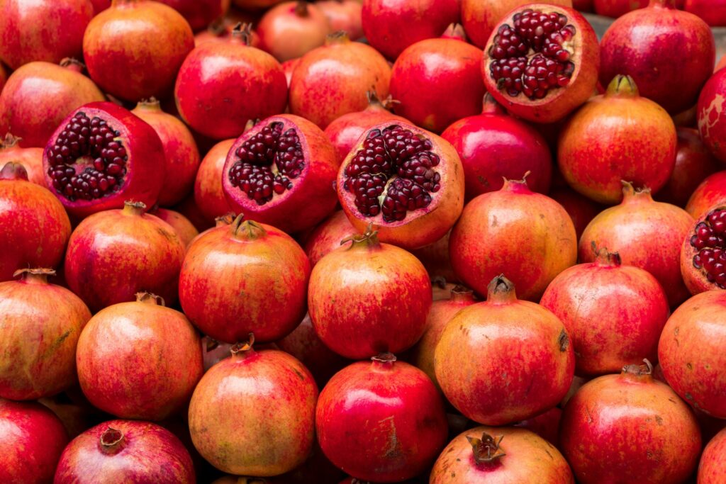 Fruits jonas renner LOdAL10JejI unsplash scaled 1